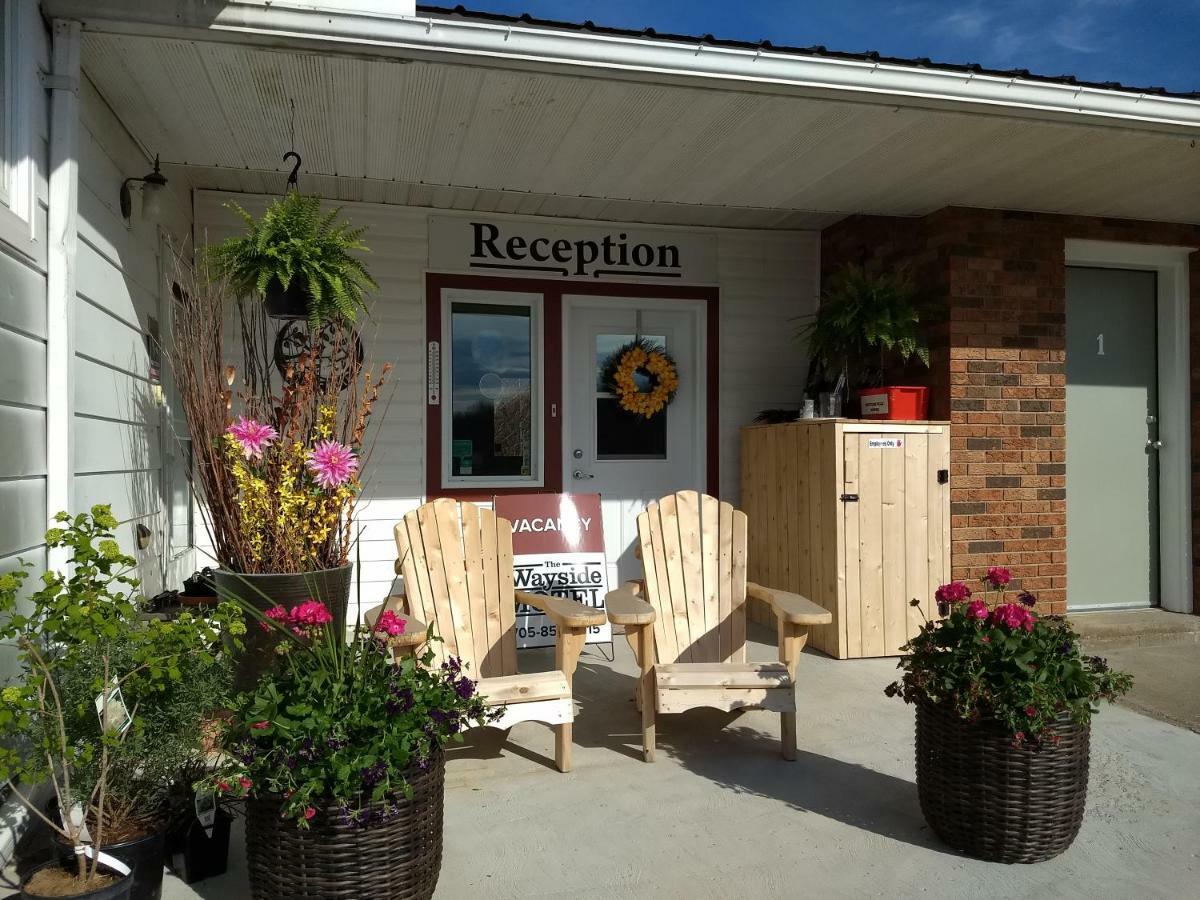 Wayside Motel Manitoulin Manitowaning Экстерьер фото